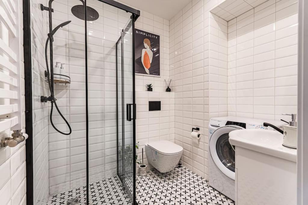 Modern Flat In Old Town Kaunas - Free Parking & Self Check-In Exterior foto